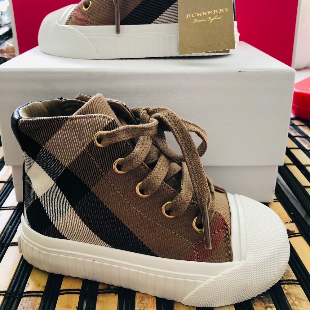 New Burberry kids unisex hi-top shoes sneakers